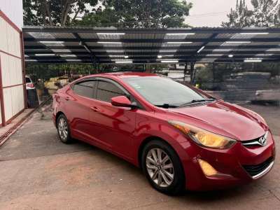 Hyundai Elantra - Image 2
