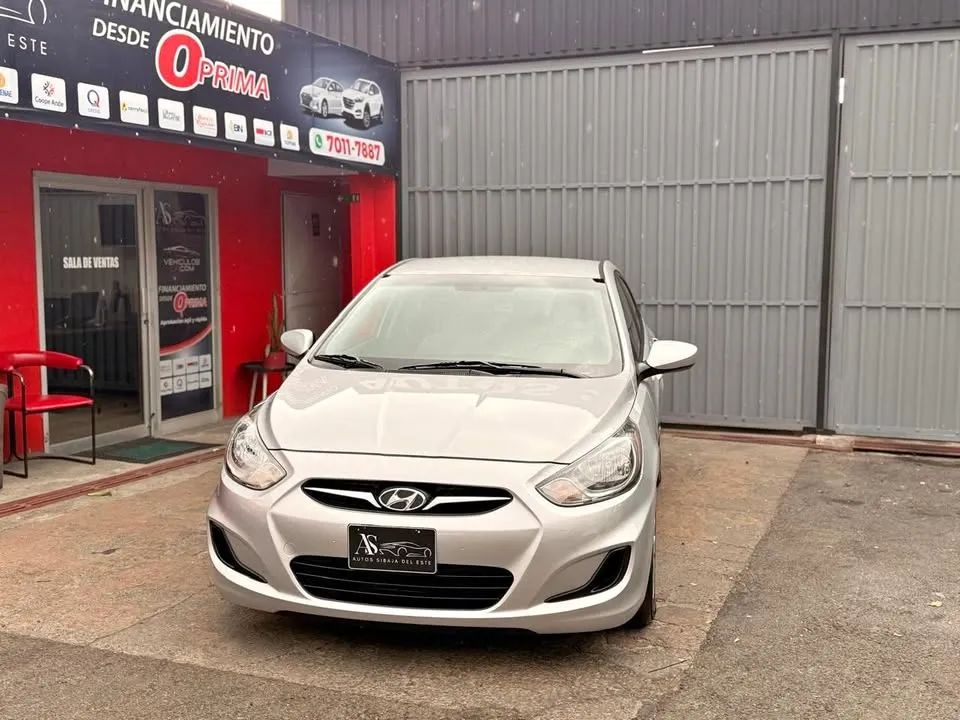 Hyundai Accent - Image 1