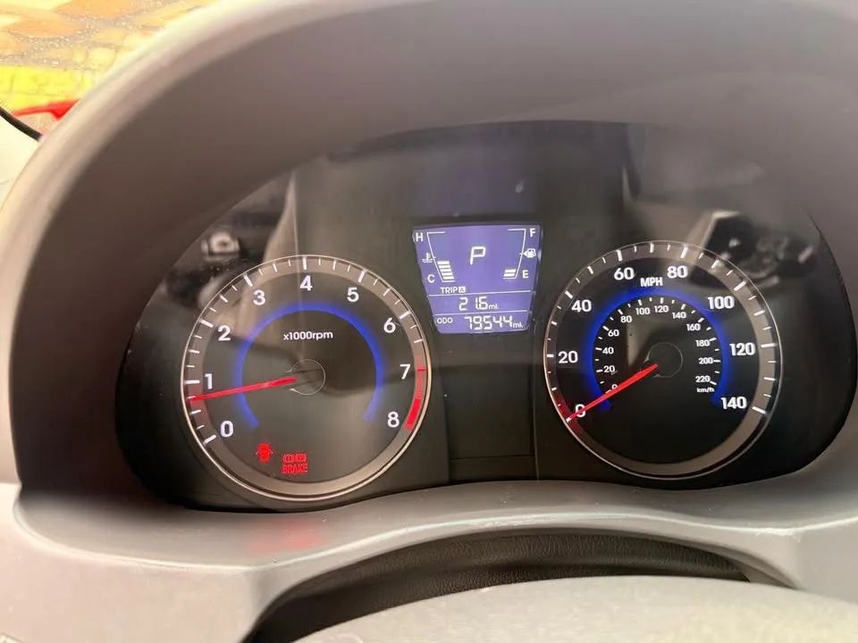 Hyundai Accent - Image 11