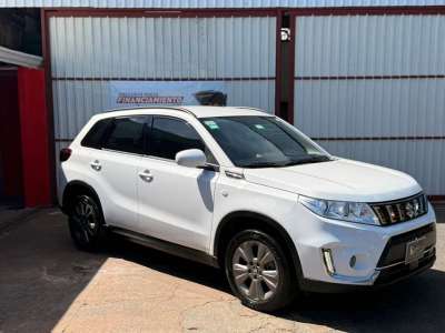 Suzuki Vitara GL - Image 2
