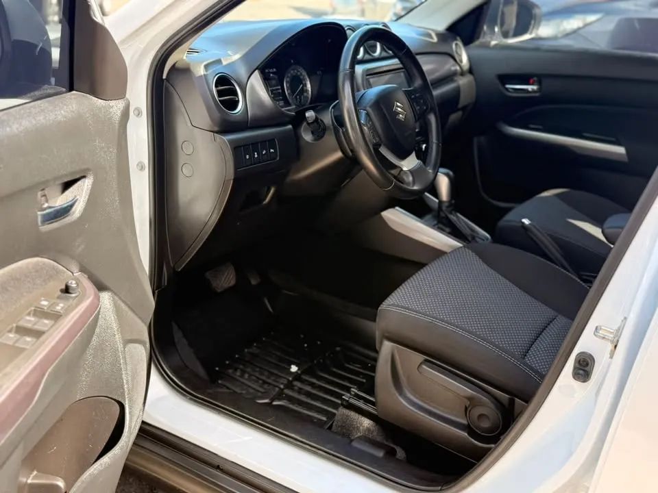 Suzuki Vitara GL - Image 7