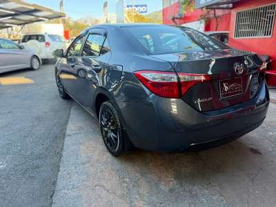 Toyota Corolla - Image 4