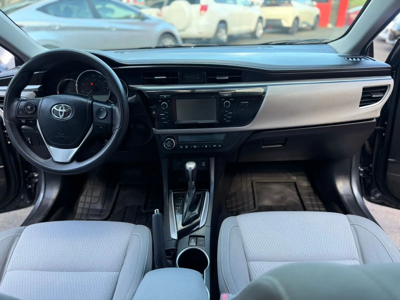 Toyota Corolla - Image 5