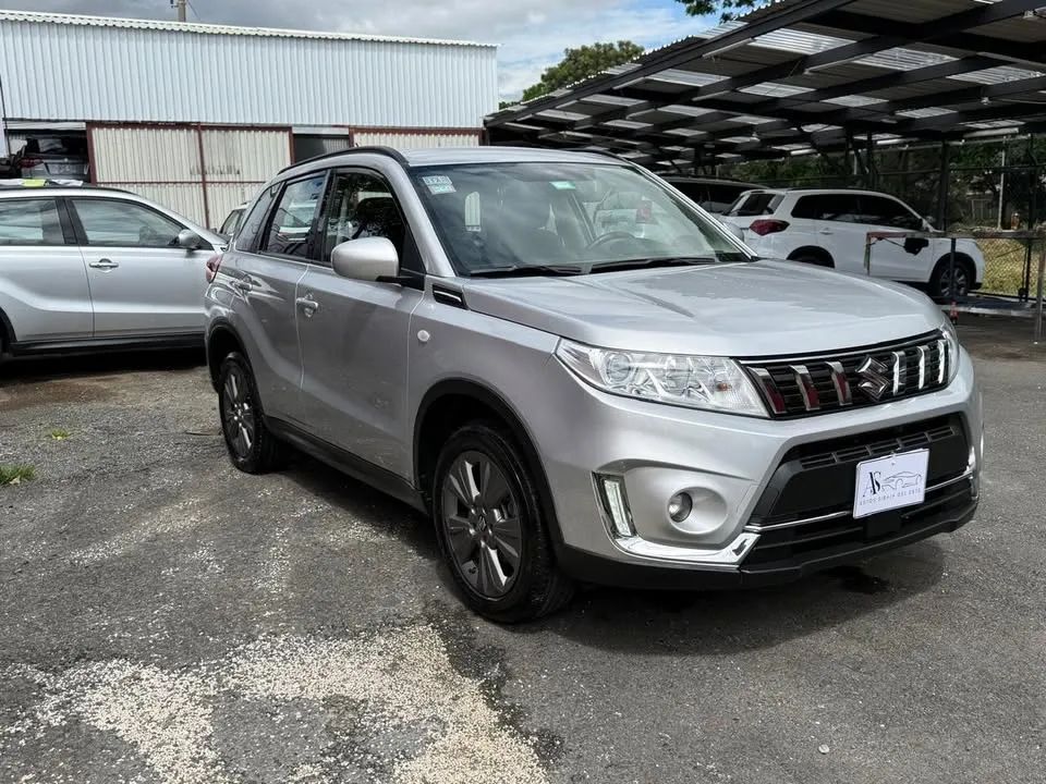 Suzuki Vitara GL - Image 2