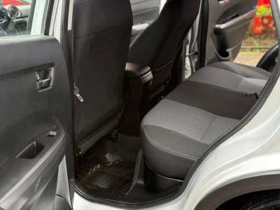 Suzuki Vitara GL - Image 9