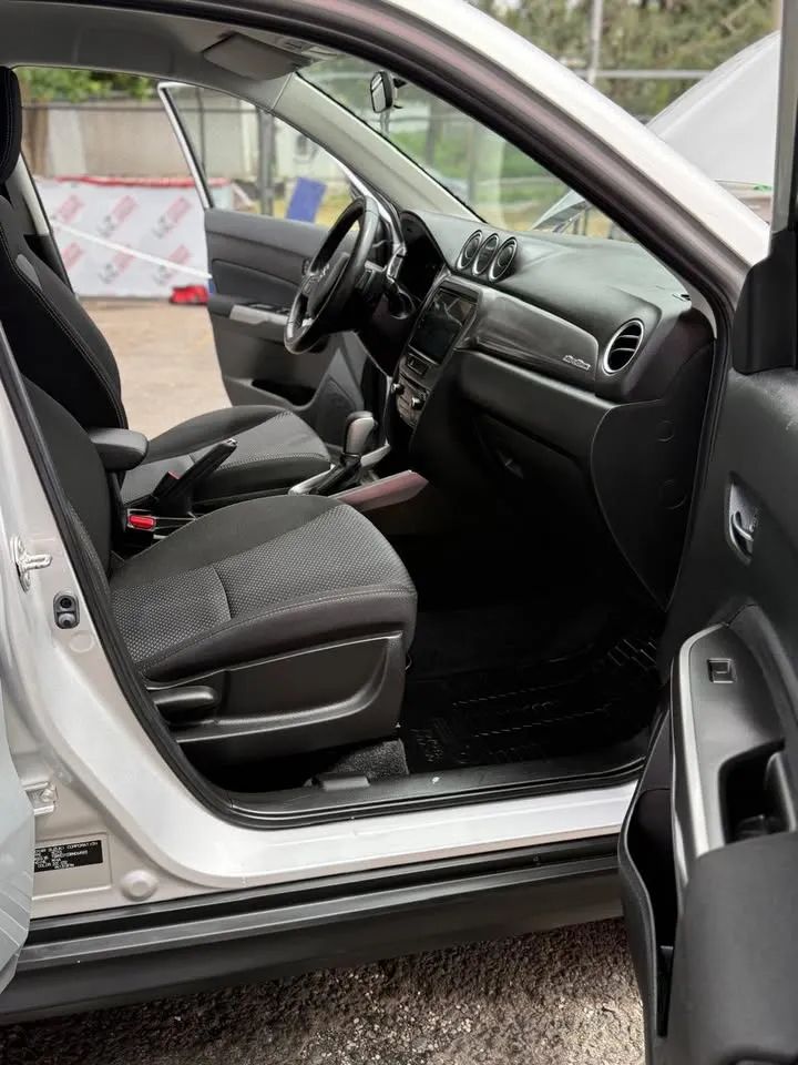 Suzuki Vitara GL - Image 11