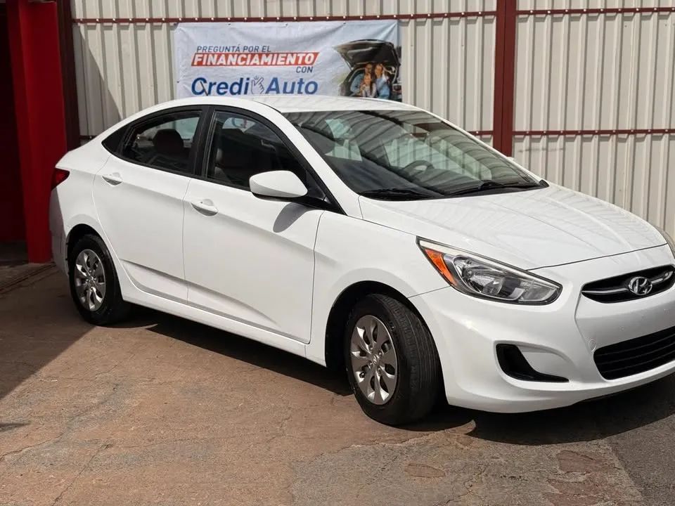 Hyundai Accent - Image 3