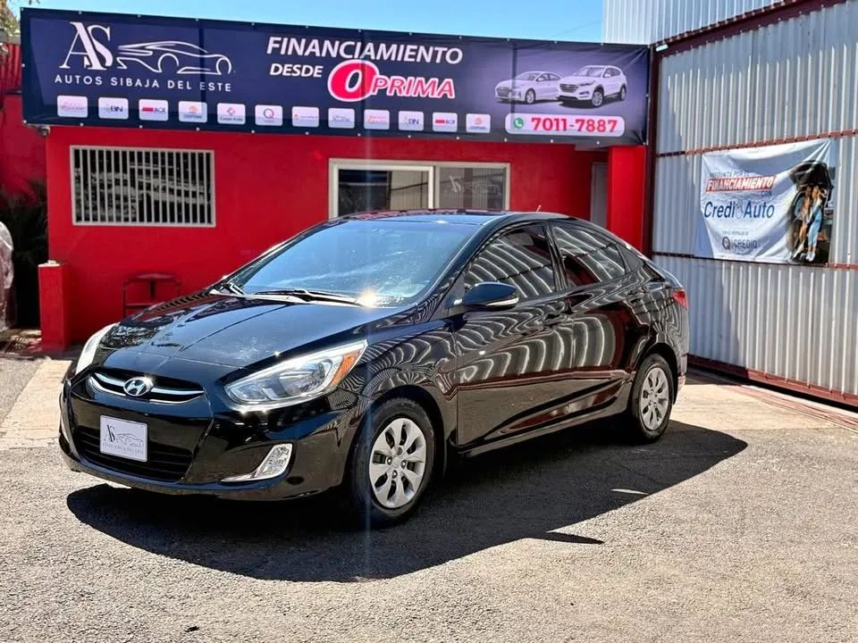 Hyundai Accent - Image 1