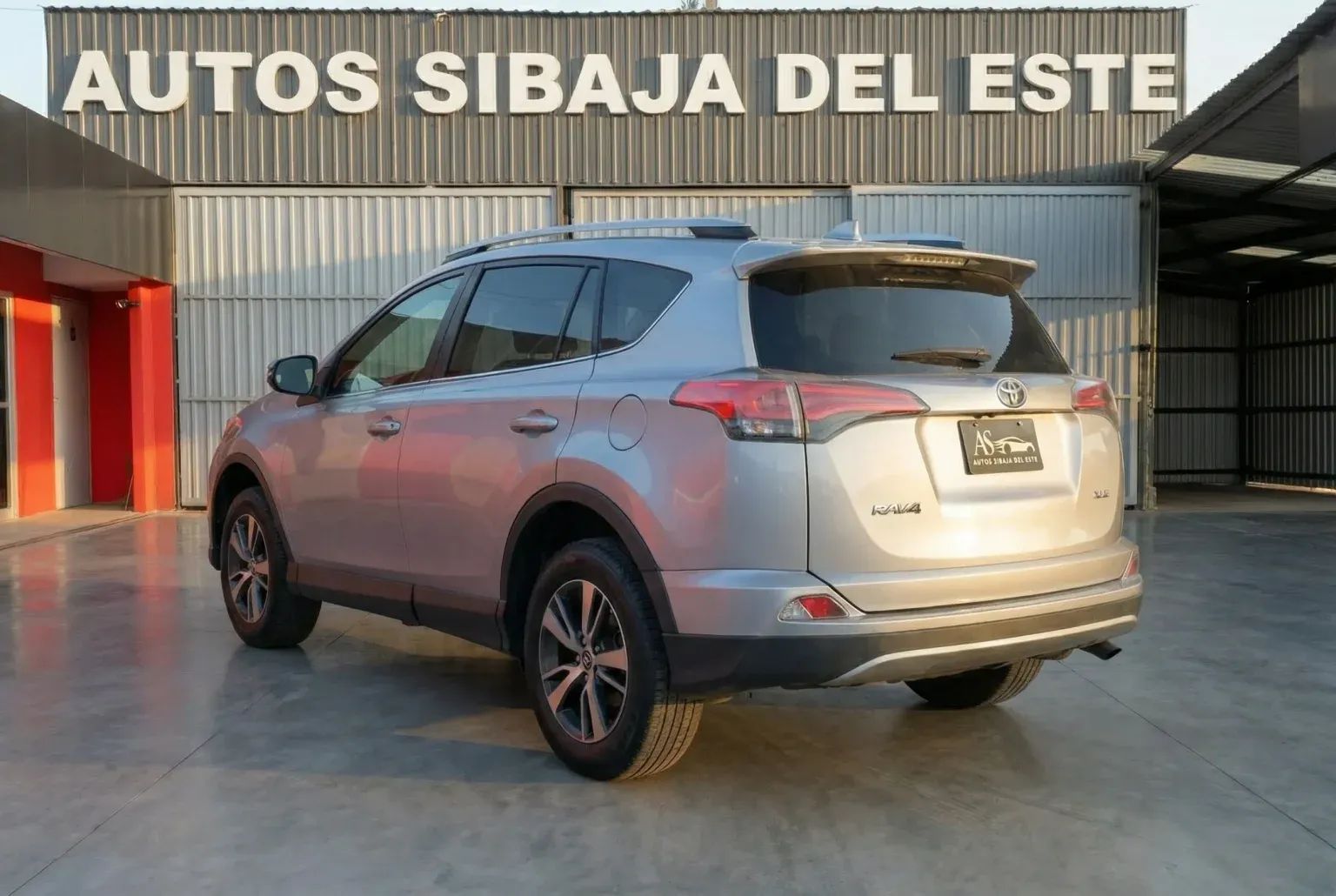 Toyota RAV4 - Image 6