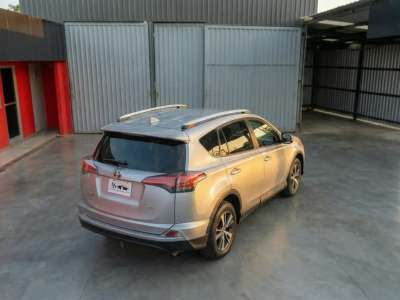 Toyota RAV4 - Image 11