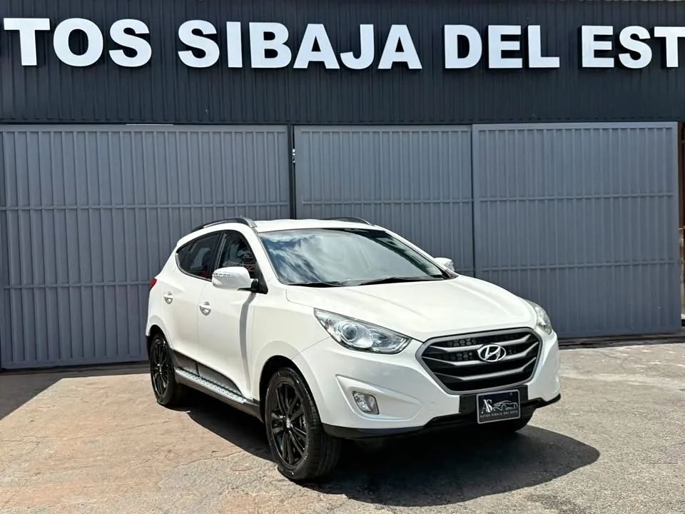 Hyundai Tucson - Image 1