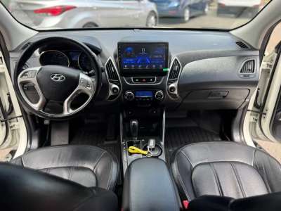 Hyundai Tucson - Image 12