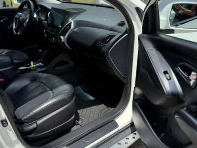 Hyundai Tucson - Image 13