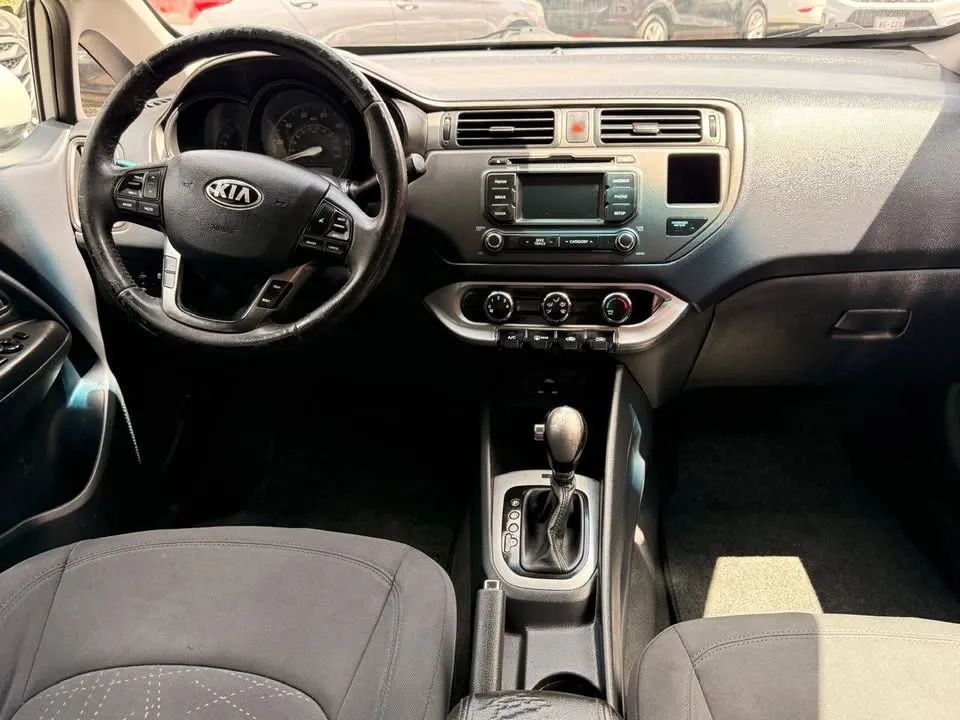 Kia Rio - Image 8