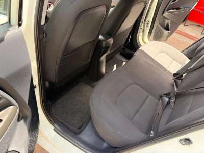 Kia Rio - Image 10
