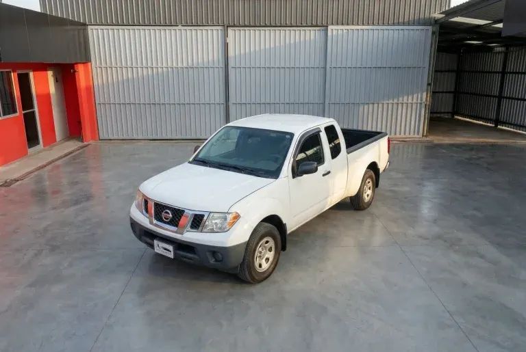 Nissan Frontier - Image 7