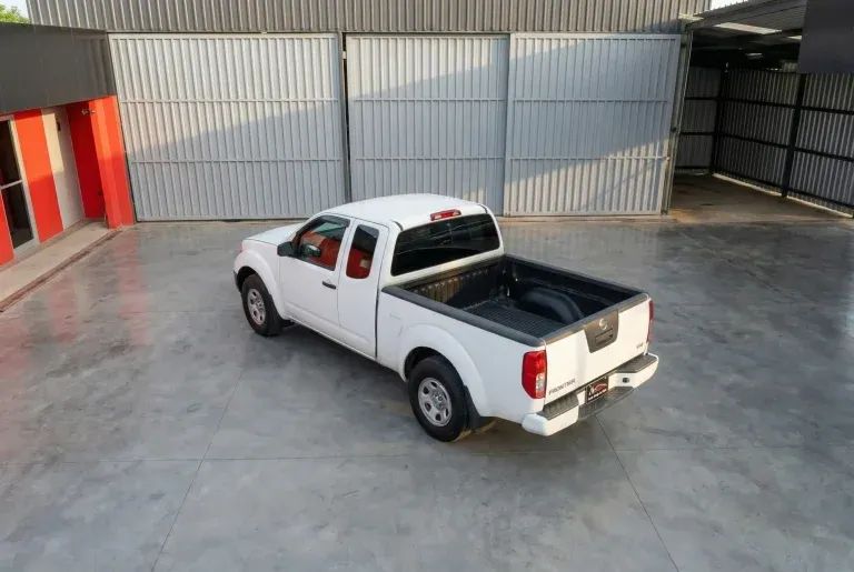 Nissan Frontier - Image 9