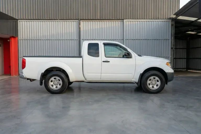 Nissan Frontier - Image 11