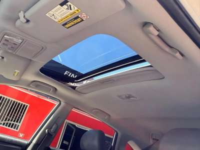 Honda CR-V - Image 11