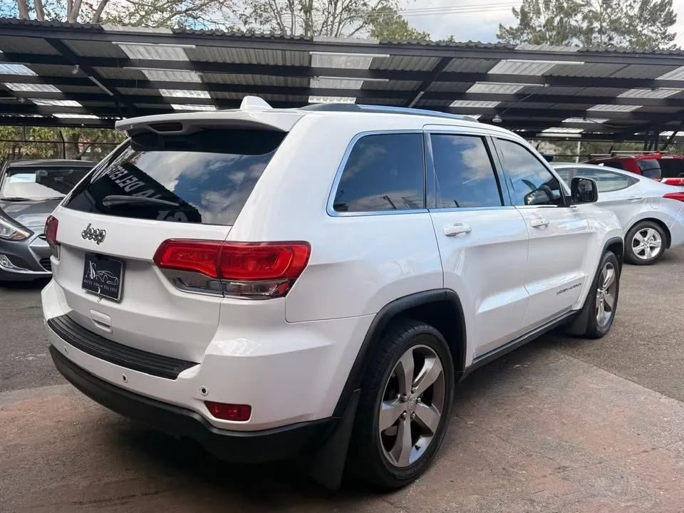 Jeep Grand Cherokee - Image 3