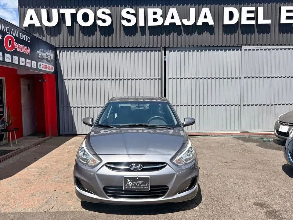 Hyundai Accent - Image 1