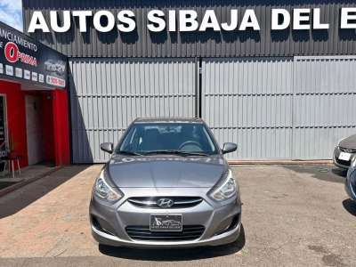 Hyundai Accent - Image 1
