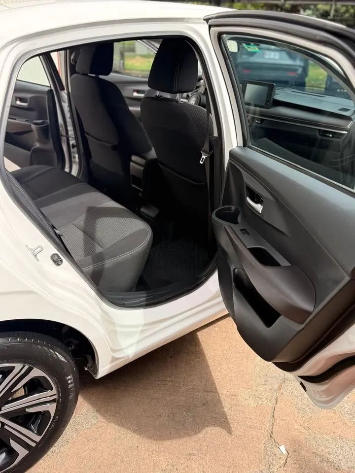 Toyota Yaris - Image 9