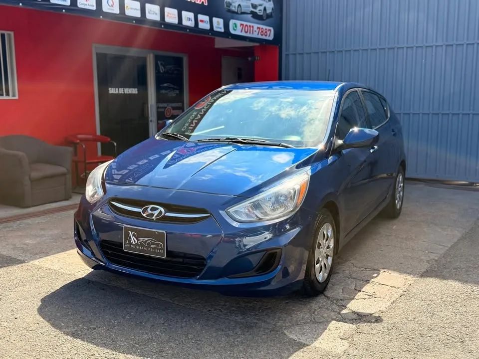 Hyundai Accent - Image 2