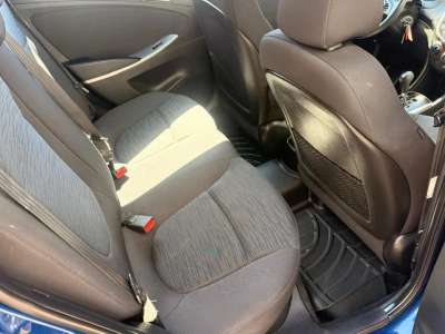 Hyundai Accent - Image 11