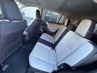 Toyota RAV4 - Image 6