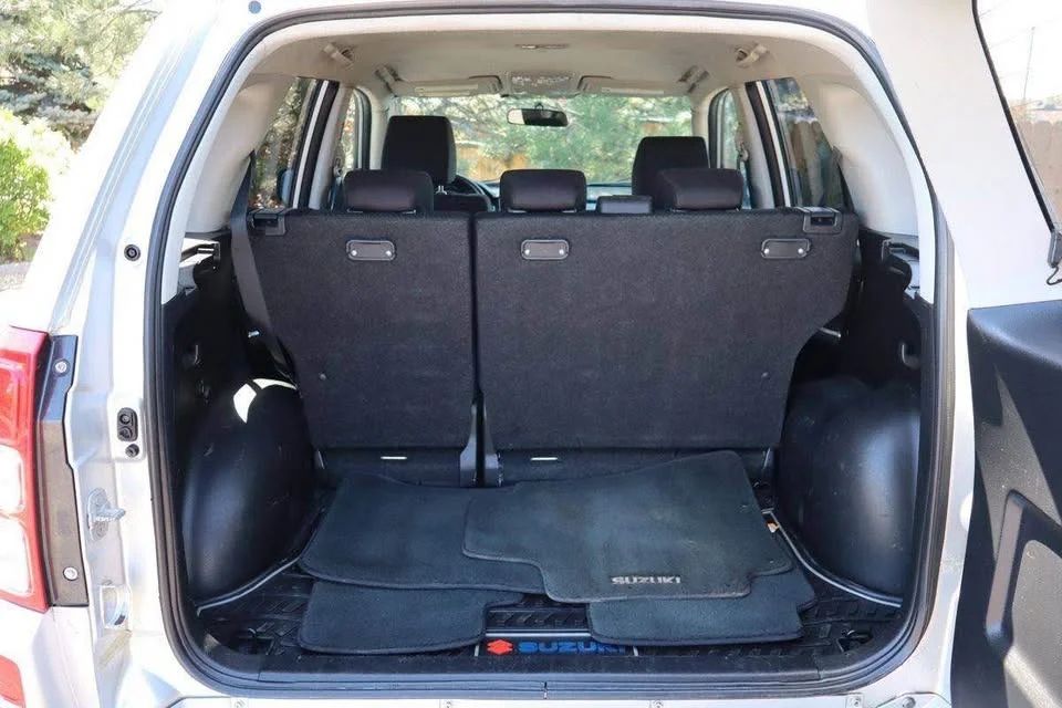 Suzuki Grand Vitara - Image 10