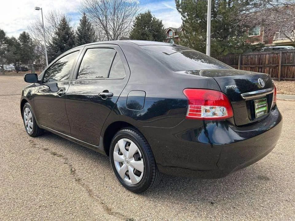 Toyota Yaris - Image 4