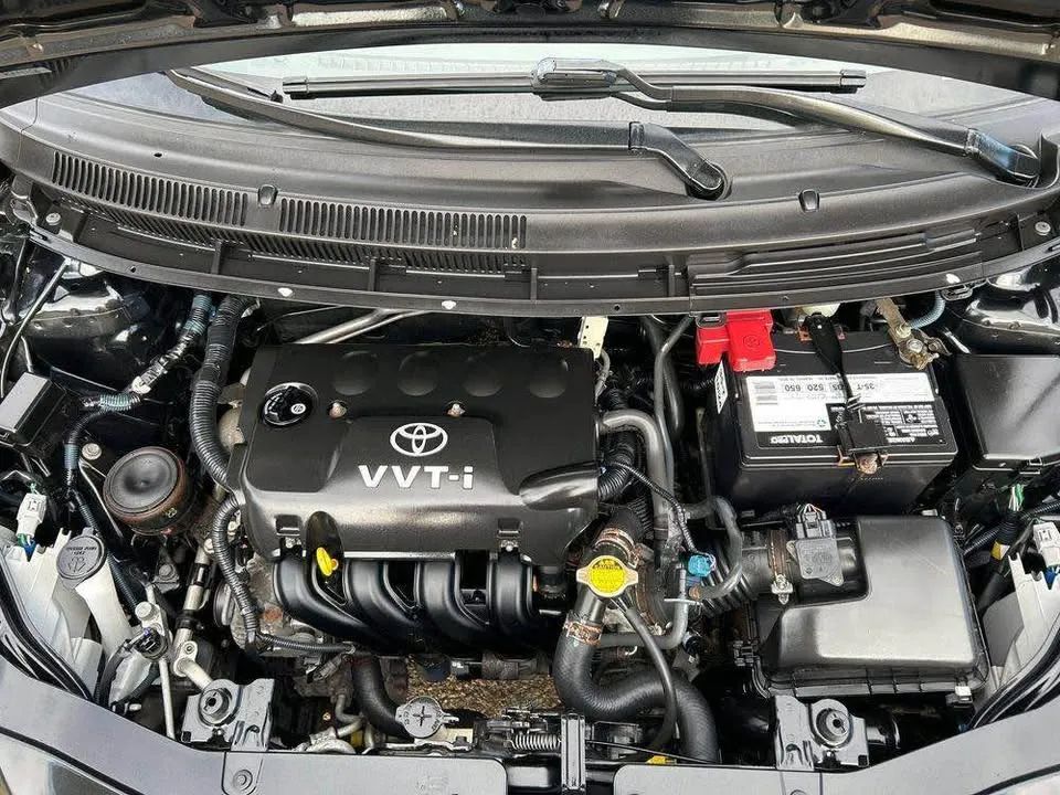 Toyota Yaris - Image 9