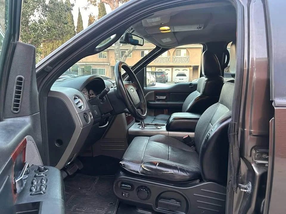 Ford F-150 - Image 8