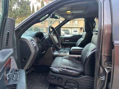 Ford F-150 - Image 8