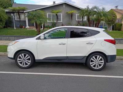 Hyundai Tucson - Image 1