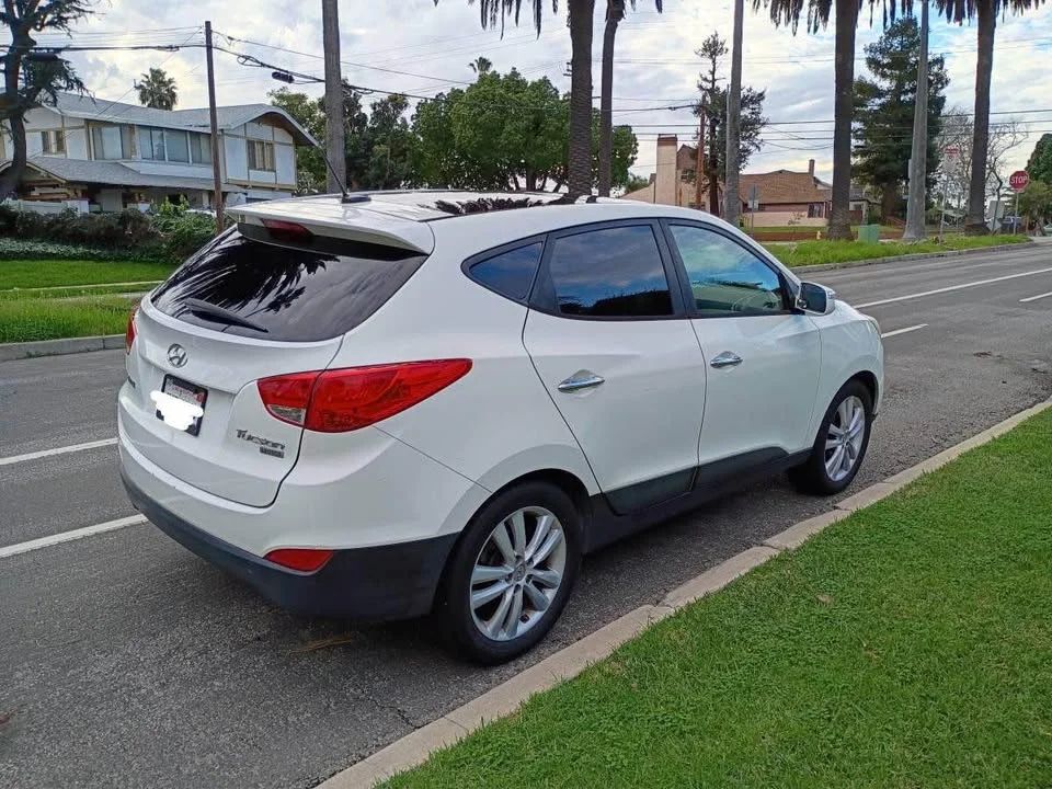 Hyundai Tucson - Image 8
