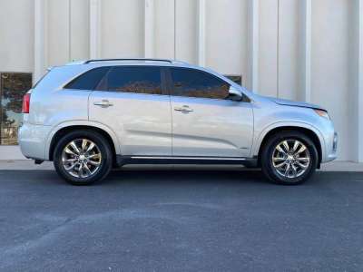 Kia Sorento - Image 8