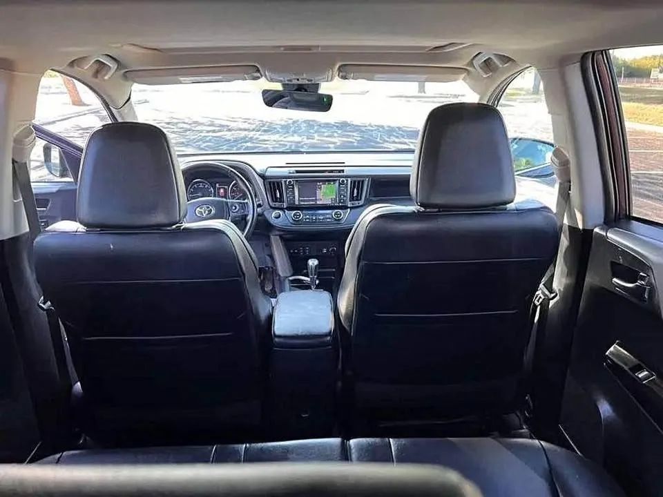 Toyota RAV4 - Image 10