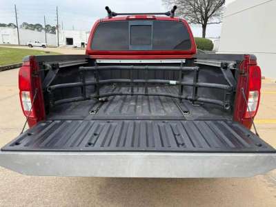 Nissan Frontier - Image 5