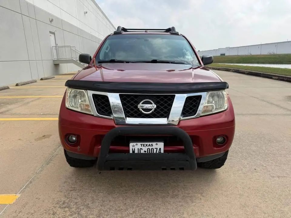 Nissan Frontier - Image 8