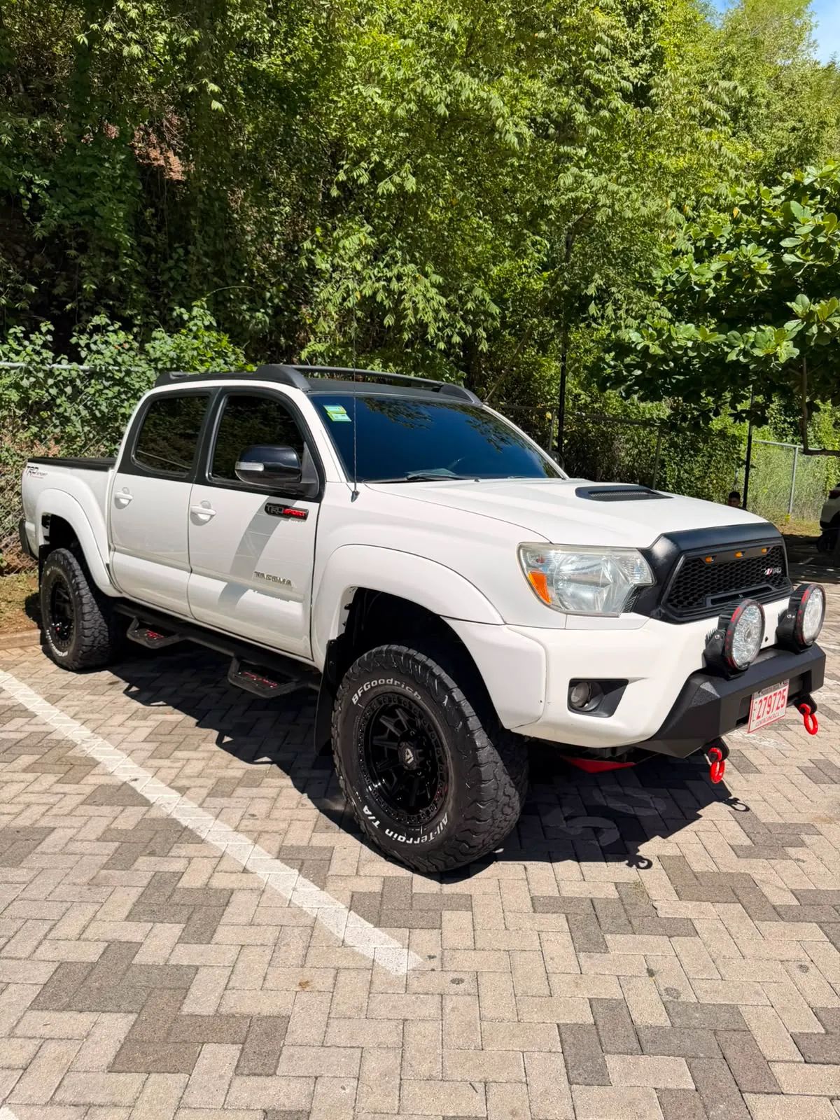Toyota Tacoma - Image 3