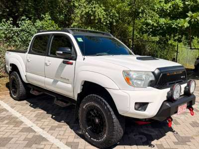 Toyota Tacoma - Image 3