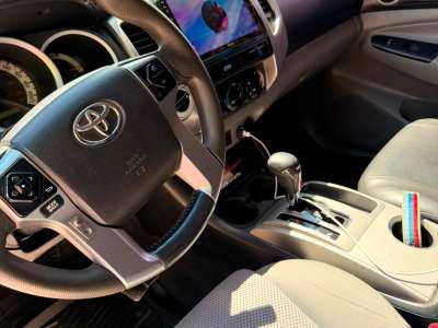 Toyota Tacoma - Image 8
