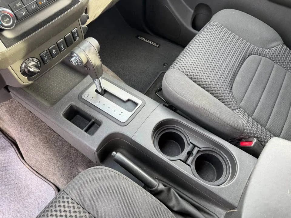 Nissan Frontier - Image 7