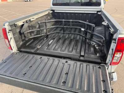 Nissan Frontier - Image 10