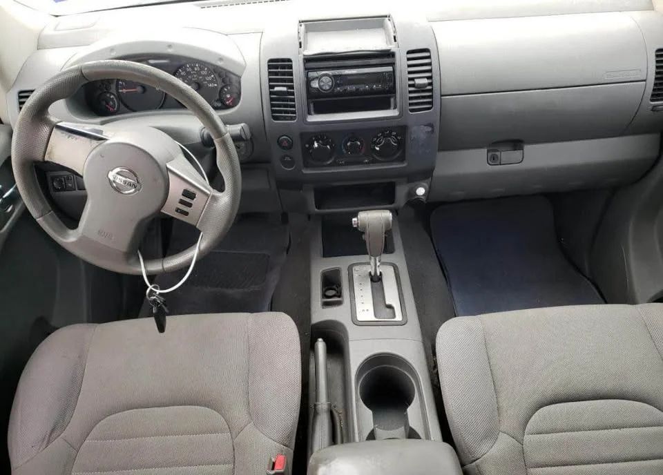 Nissan Frontier - Image 3