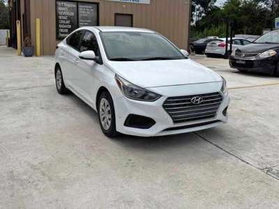 Hyundai Accent - Image 1