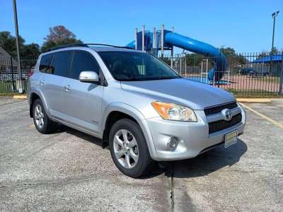 Toyota RAV4 - Image 1