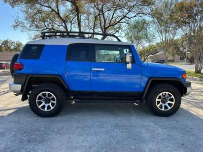 Toyota FJ Cruiser - Image 6